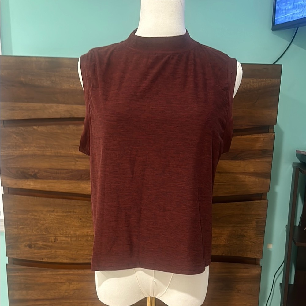 Sleeveless Burgundy Top Work Out Top. Lightweight and Great for Anything!